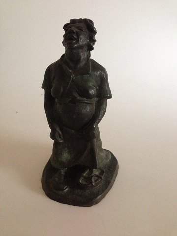 Siegfried Wagner Bronze figur af leende dame fra Ib Rathje Bronzestøberi