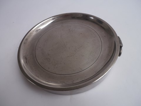 Varmefad af tin, England ca. 1880.