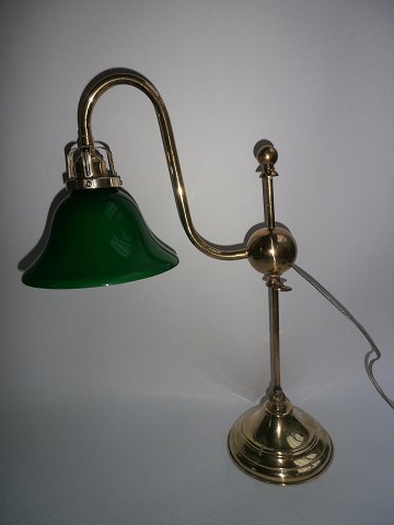 Kontorlampe i messing, Danmark ca. 1920.