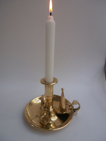 Candlestick brass with snuffer and scissor, Denmark approx. 1860.
