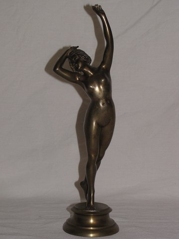 Nackte Frau
Bronze