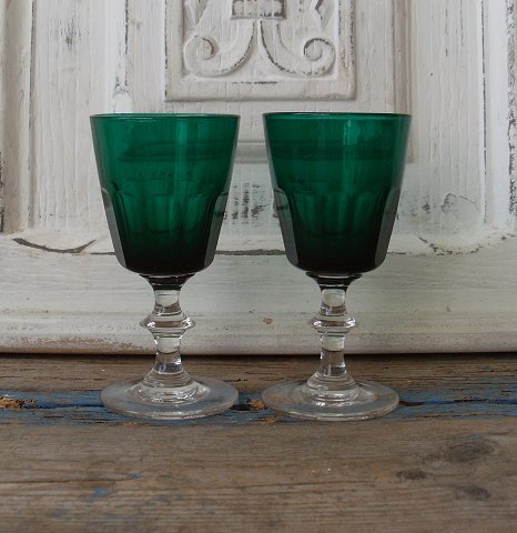 Chr. 8 hvidvins glas med grøn kumme