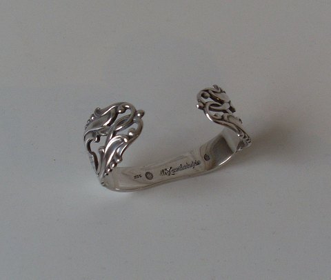 item no: 299480