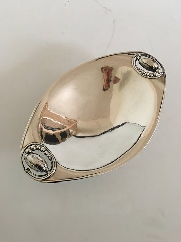 Georg Jensen Sterling Sølv "Magnolia" Brødbakke No. 2A