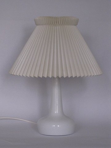 Esben Klint
Table lamp
Model 311
Opal glass
Le Klint