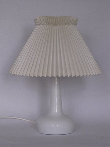 Esben Klint
Bordlampe
Model 311
Glas
Le Klint
