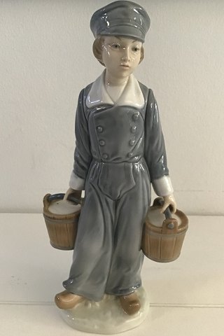 Lladro, Hollandsk Dreng med mælkespande, No 4811