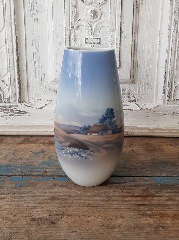 Lyngby vase med landskabs motiv no. 101-2/76