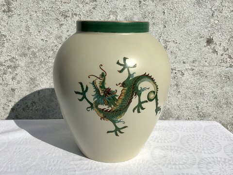 Lyngby
Dragon Vase
* 425kr