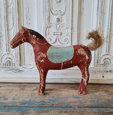 Old prison toy in the shape of a horse 19 cm.