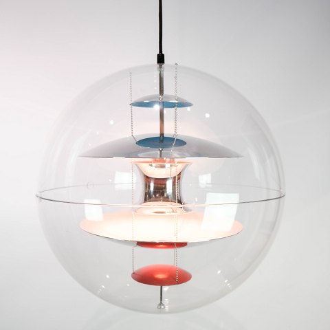 Globe, 50, designed by Verner Panton in 1969.
5000m2 showroom.