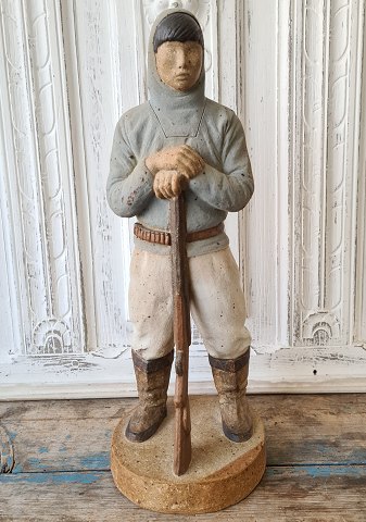 B&G stentjjs large figure in the form of Greenlandic hunter no. 259 out of 500