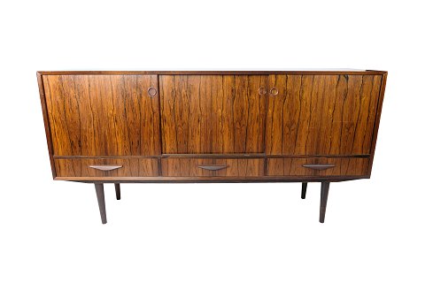Low sideboard - Rosewood - Danish Design - 1960
Great condition

