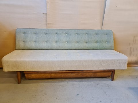item no: 72353