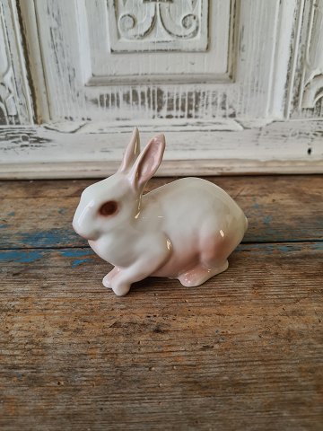 B&G figure, rabbit No. 2442