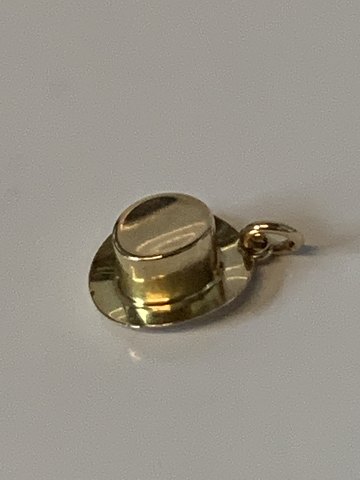 Hat i 14 karat Guld
Stemplet 585
Måler 19,48 mm ca
Brede 11,75 mm