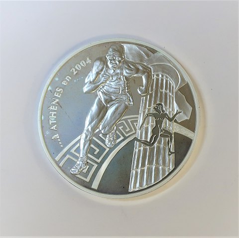 France. Olympiad 2004. Silver coin 1½ euro from 2003. Diameter 38 mm.