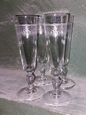 item no: 
525739