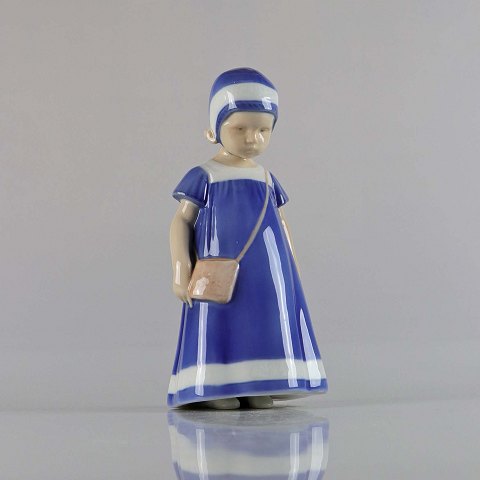 B&G figur
1574
Pige med kjole
