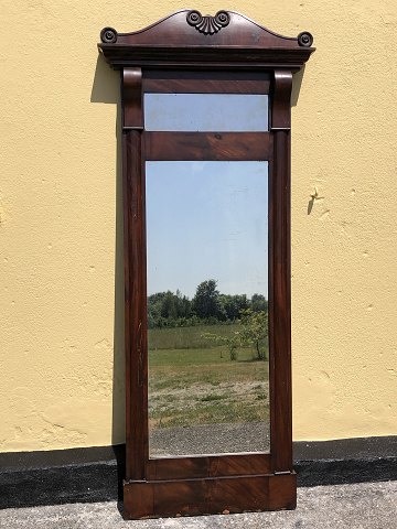 Großer Spiegel
Mahagoni
1250 DKK
