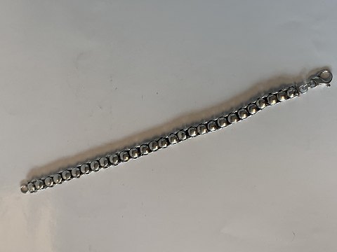 Sterling silver bracelet
Stamped 925
Length 21.3 cm