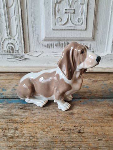 Royal Copenhagen figur - Basset hund 
No. 356