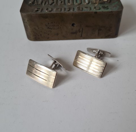 Pair of cufflinks in gilded silver