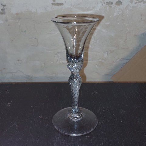 Wine glass with air spiral in the stem 18th century