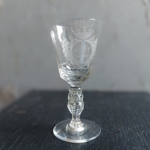 Glass with engraved decoration 18th. Century