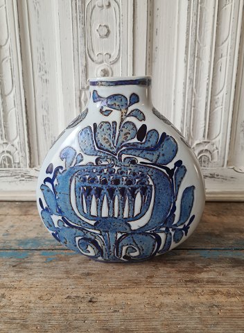 Aluminia Tenera vase with decoration by Kari Christensen no. 427/3114