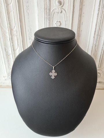Dagmark cross and necklace in silver