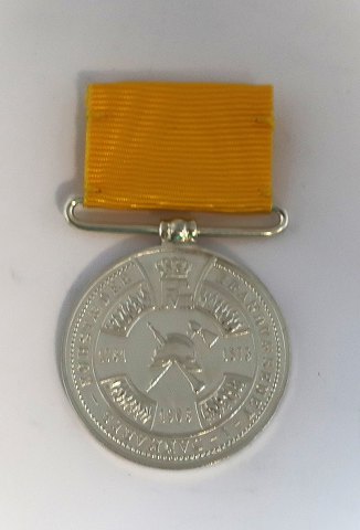 Friedrich VIII. Silberne Verdienstmedaille 25 Jahre. Die Feuerwehr in Dänemarks 
Marktgemeinden. Durchmesser 31 mm.