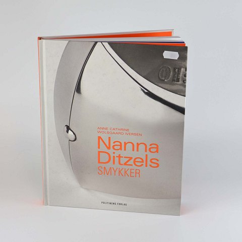 Nanna Ditzels smykker
Bog 
udgivet 2023