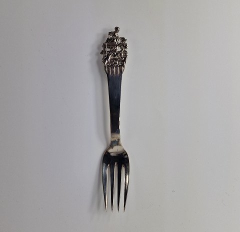item no: 557592