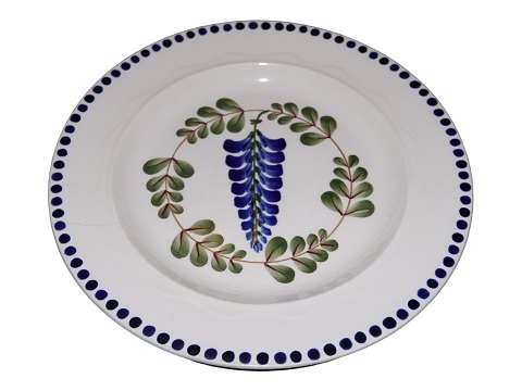 Aluminia Wisteria
Luncheon plate 22.5 cm.