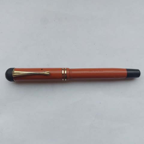 Coral red red Montblanc Masterpiece 20 fountain pen

