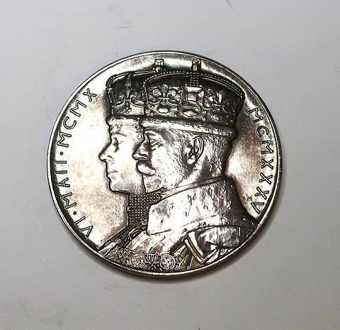 England. Silberne Jubiläumsmedaille von Georg V. 1935. Durchmesser 32 cm.