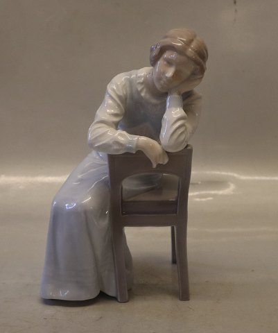 B&G 1611 Woman sitting pensive on a chair 22 x 13 cm
 B&G Porcelain
