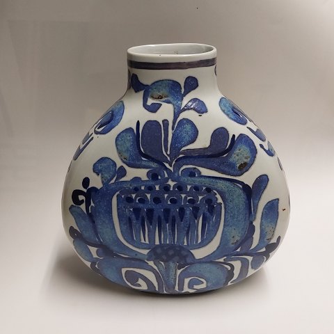 Royal Copenhagen baca vase af CK Cari Kristensen