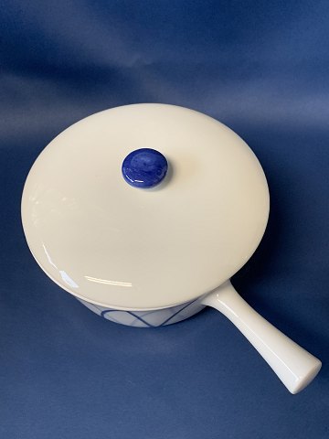 Danild 40 / Harlekin Gryde med håndtag
Lyngby Porcelæn, Ildfast