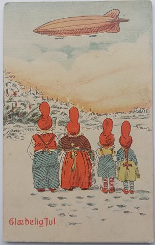 Postkort: Nisse familie beundre luftskib Julen 1918