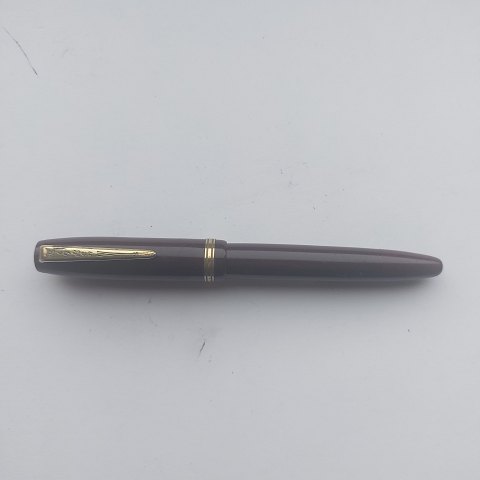 Bordeaux Bing Ben fountain pen
