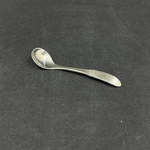 Mitra/Canute mustard spoon from Georg Jensen, curved
