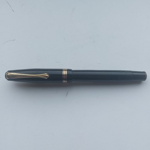 Black Penol Ambassador Special fountain pen