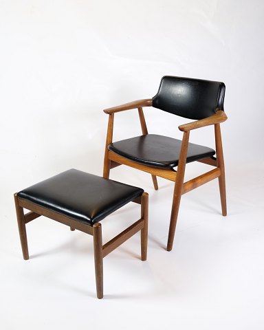 Set of armchair & Stool - GM11 Chair - Svend Erik Andersen - Glostrup 
Møbelfabrik - 1960s
Great condition
