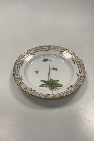 Royal Copenhagen Flora Danica Salad Plate No 20 / 3573