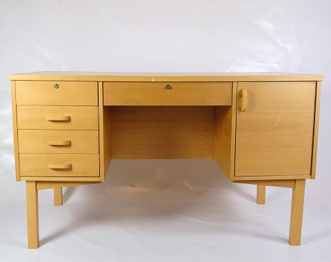 Skrivebord - Bøgetræ - Dansk Design - 1960
Flot stand
