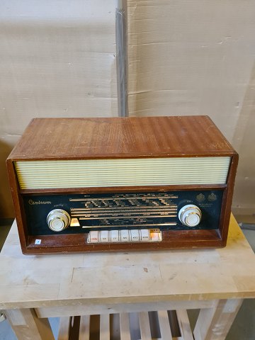 Radio Kr. 450,-