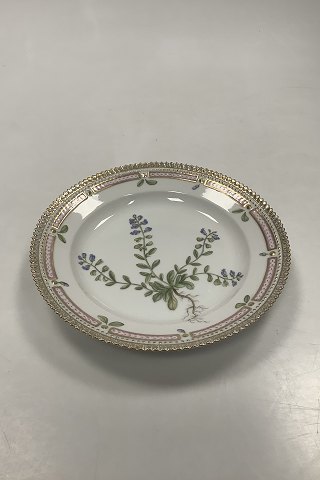 Royal Copenhagen Flora Danica Salat Tallerken No 20 / 3573