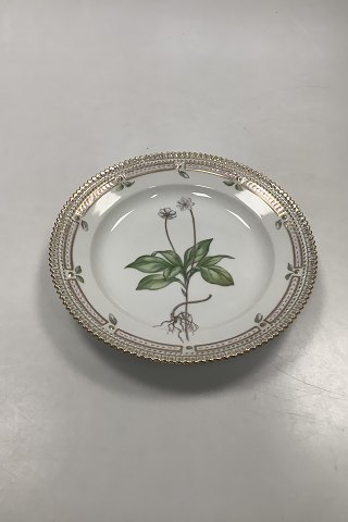 Royal Copenhagen Flora Danica Salat Tallerken No 20 / 3573